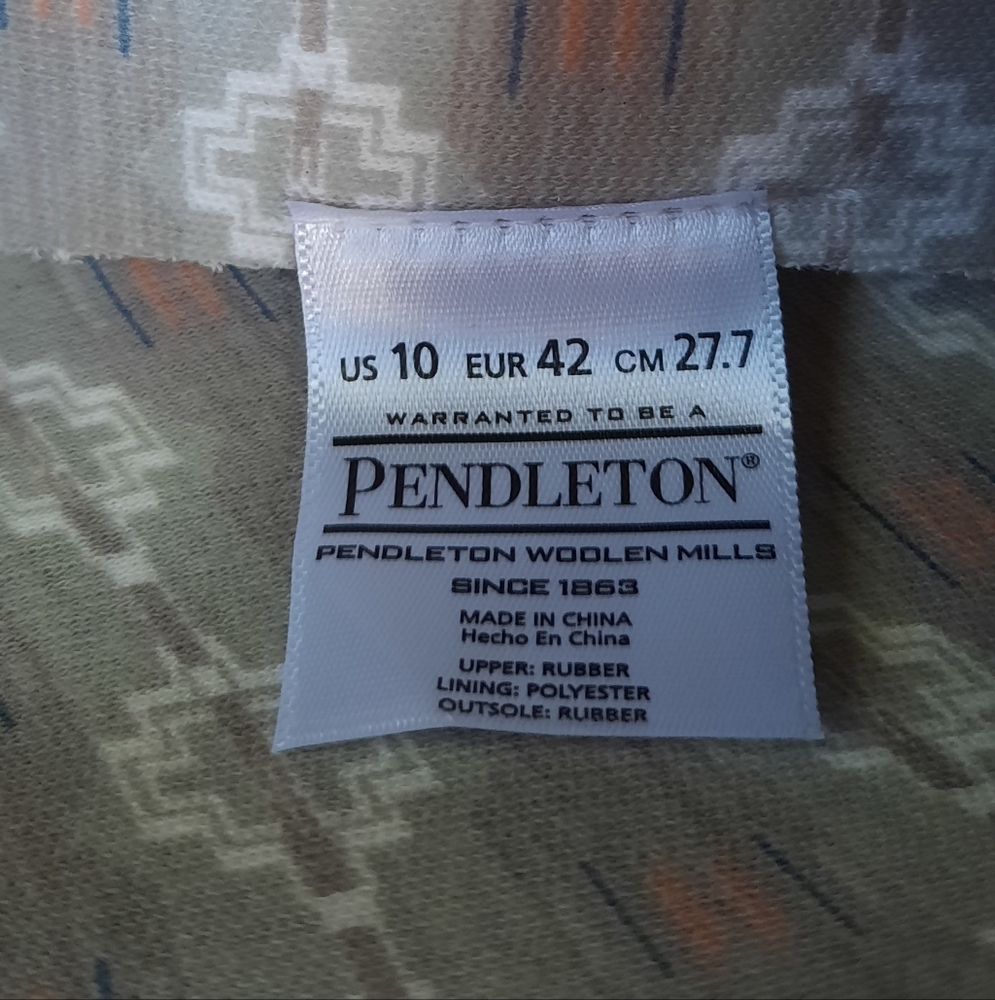 Pendleton Beige And Gray Patterned Garden Boots - image 6